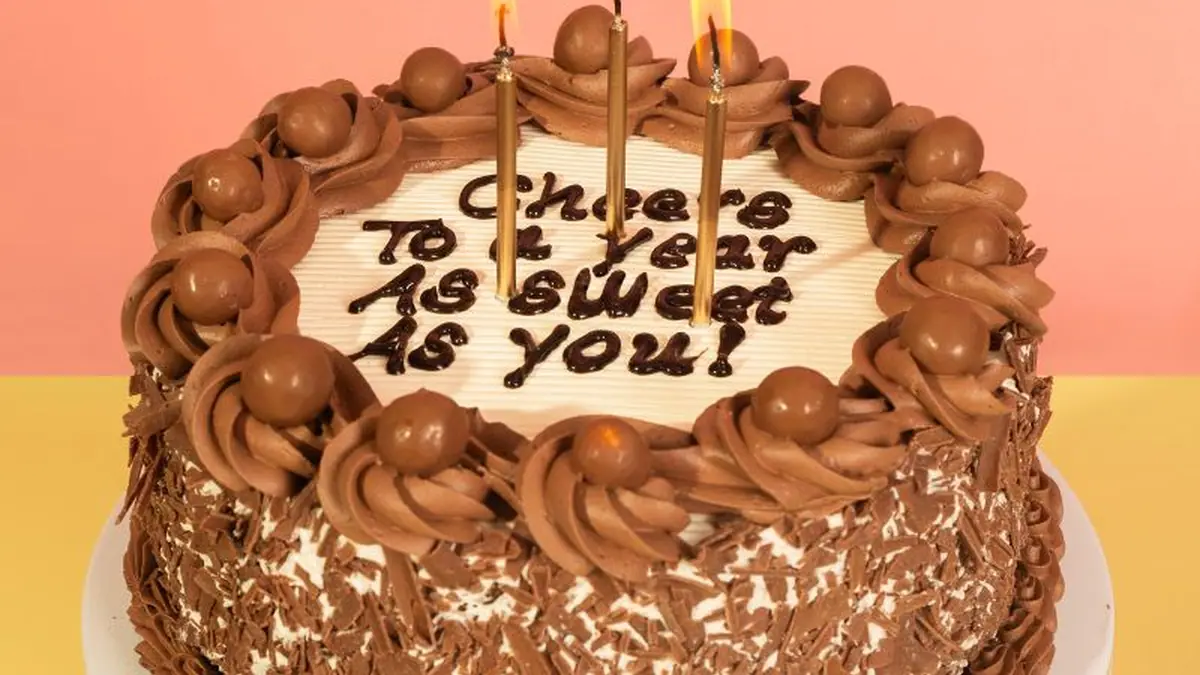 The Cake Box – eggless cake shop in Rugby town centre